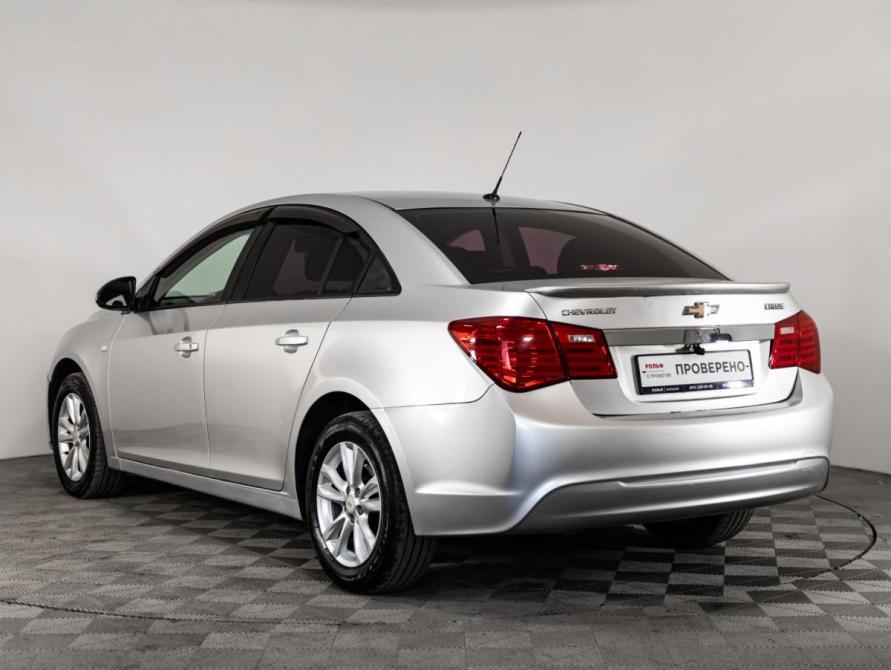 Chevrolet Cruze I Рестайлинг Санкт-Петербург  - изображение 8