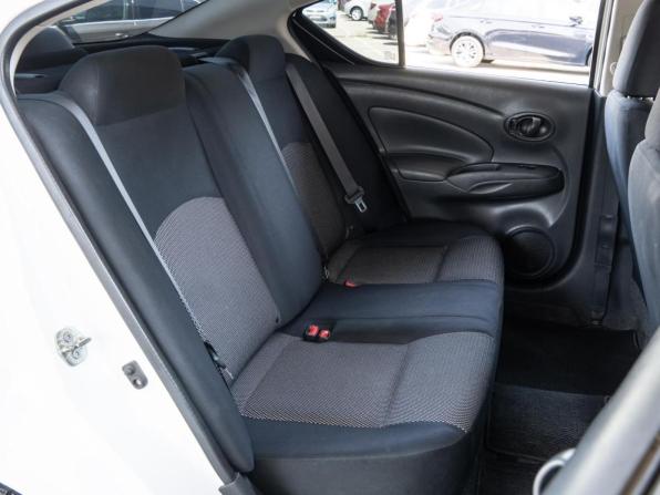 Nissan Latio I (N17) Рестайлинг с пробегом 2015 года, цена 699 000 рублей, 136112 км, седан, Автокод Объявления