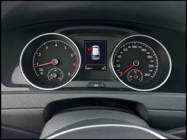 Volkswagen Golf VII с пробегом 2013 года, цена 1 360 000 рублей, 209811 км, хэтчбек, Автокод Объявления