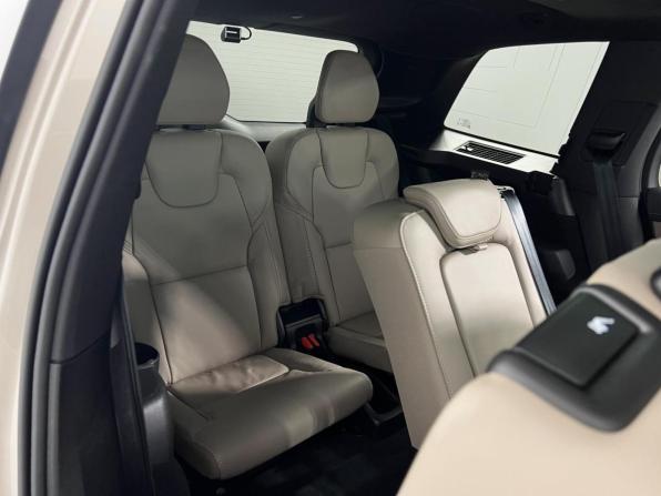 Volvo XC90 II Рестайлинг 2 с пробегом 2025 года, цена 10 350 900 рублей, 4164 км, внедорожник, Автокод Объявления