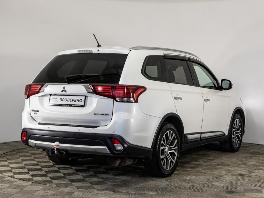 Mitsubishi Outlander III Рестайлинг 2 Санкт-Петербург  - изображение 6