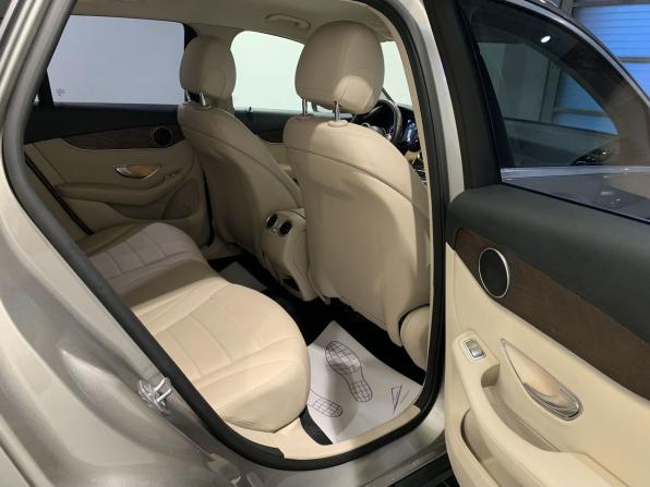 Mercedes-Benz GLC I (X253) Рестайлинг с пробегом 2019 года, цена 2 699 000 рублей, 255053 км, внедорожник, Автокод Объявления