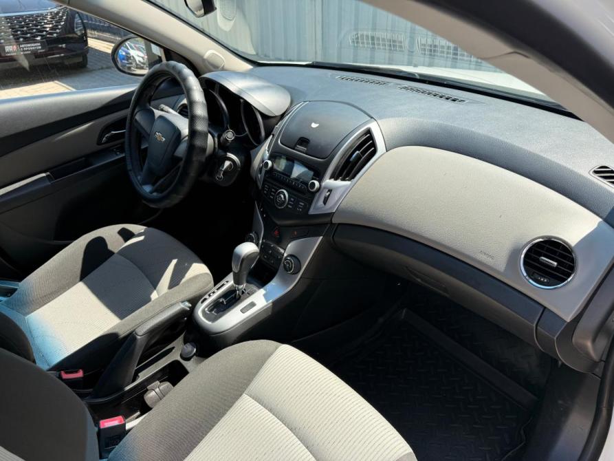 Chevrolet Cruze I Рестайлинг Ростов-на-Дону  - изображение 9