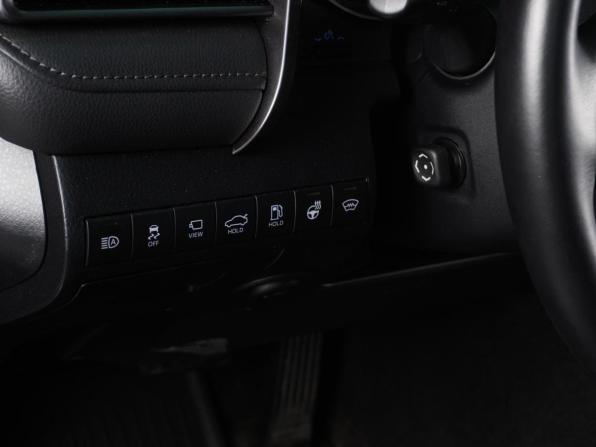 Toyota Camry VIII (XV70) Рестайлинг с пробегом 2021 года, цена 3 139 000 рублей, 133047 км, седан, Автокод Объявления