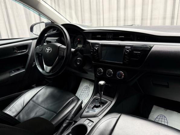 Toyota Corolla XI (E160 E170 E180) с пробегом 2015 года, цена 1 549 000 рублей, 159350 км, седан, Автокод Объявления