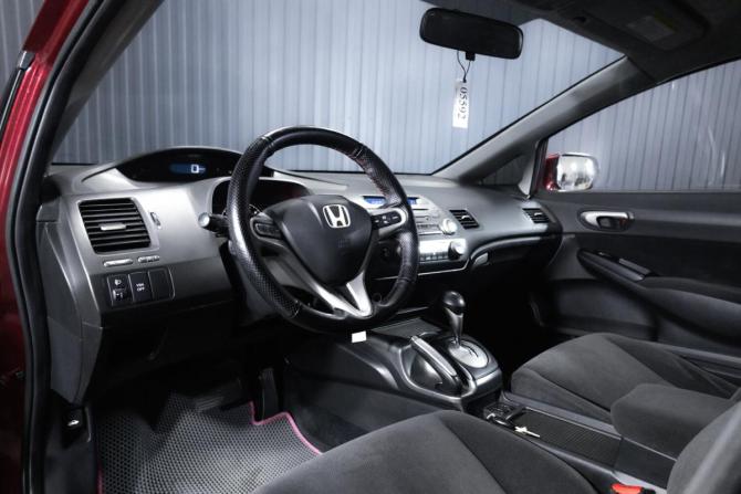 Honda Civic VIII с пробегом 2006 года, цена 650 000 рублей, 327552 км, седан, Автокод Объявления