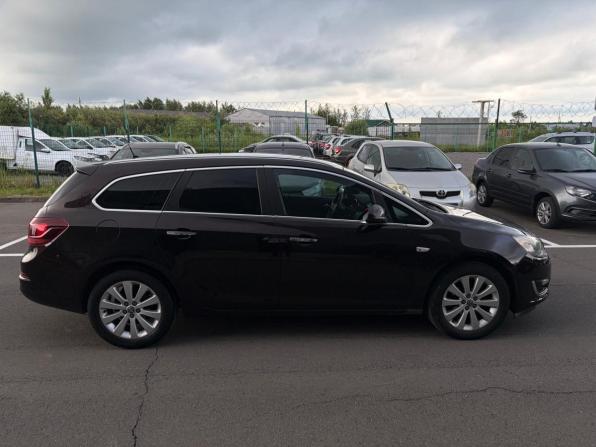 Opel Astra J Рестайлинг с пробегом 2013 года, цена 702 000 рублей, 201193 км, универсал, Автокод Объявления