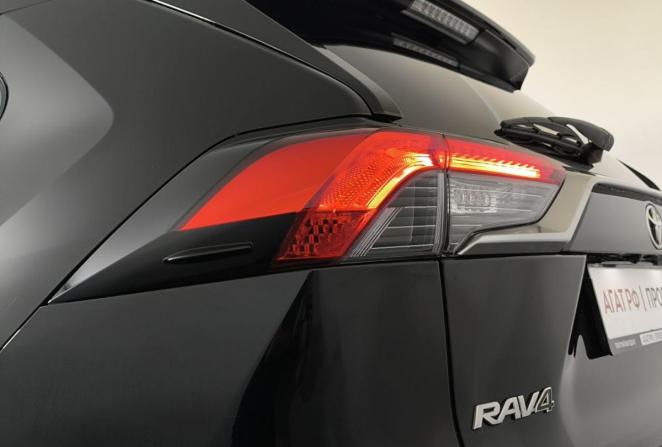 Toyota RAV4 V (XA50) с пробегом 2021 года, цена 3 699 000 рублей, 88211 км, внедорожник, Автокод Объявления