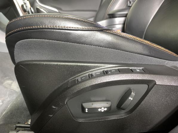 Volvo V40 Cross Country I с пробегом 2014 года, цена 1 190 000 рублей, 190238 км, хэтчбек, Автокод Объявления