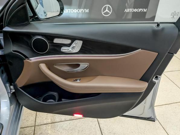 Mercedes-Benz E-Класс V (W213 S213 C238) Рестайлинг с пробегом 2022 года, цена 4 645 000 рублей, 72000 км, седан, Автокод Объявления
