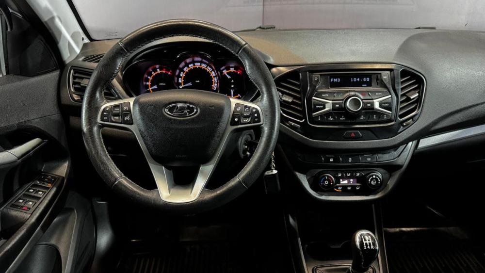 Lada (ВАЗ) Vesta I Сургут  - изображение 9