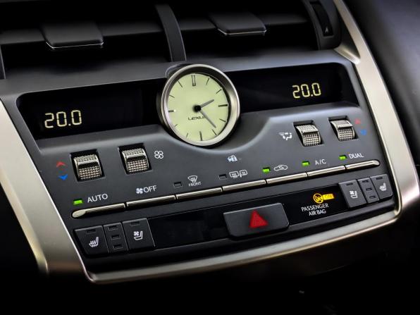 Lexus NX I Рестайлинг с пробегом 2018 года, цена 3 595 000 рублей, 98442 км, внедорожник, Автокод Объявления