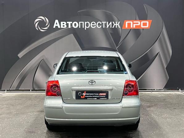 Toyota Avensis II с пробегом 2004 года, цена 580 000 рублей, 326434 км, седан, Автокод Объявления