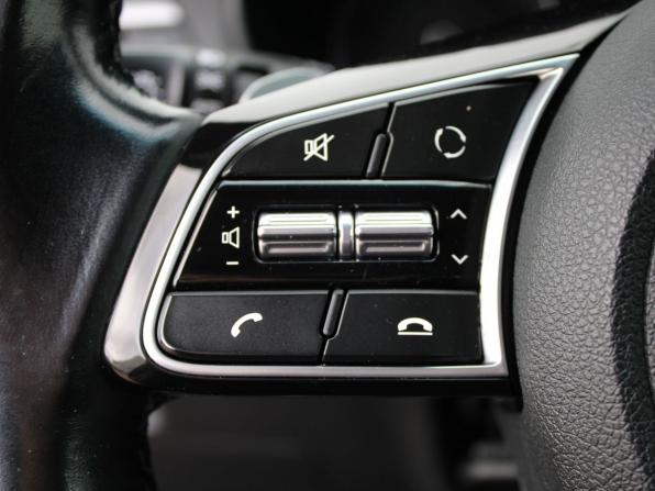 Kia Optima IV Рестайлинг с пробегом 2018 года, цена 2 059 000 рублей, 81644 км, седан, Автокод Объявления