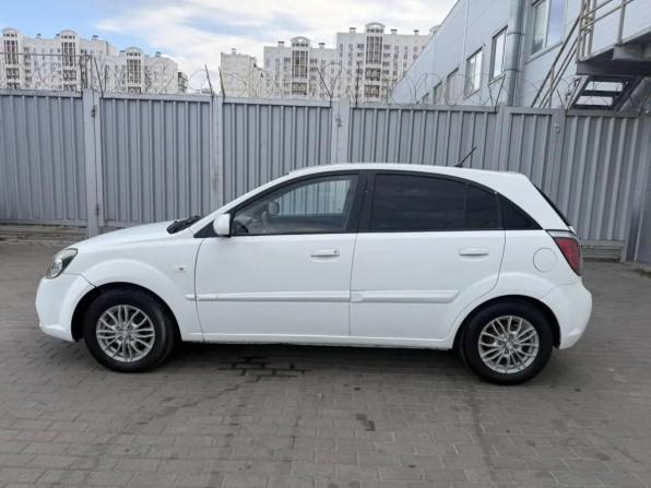 Kia Rio II Рестайлинг с пробегом 2011 года, цена 495 000 рублей, 222530 км, хэтчбек, Автокод Объявления
