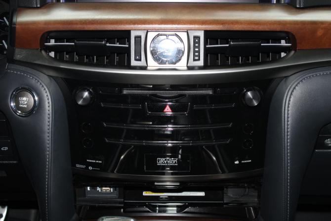 Lexus LX III Рестайлинг 2 с пробегом 2018 года, цена 8 700 000 рублей, 110050 км, внедорожник, Автокод Объявления