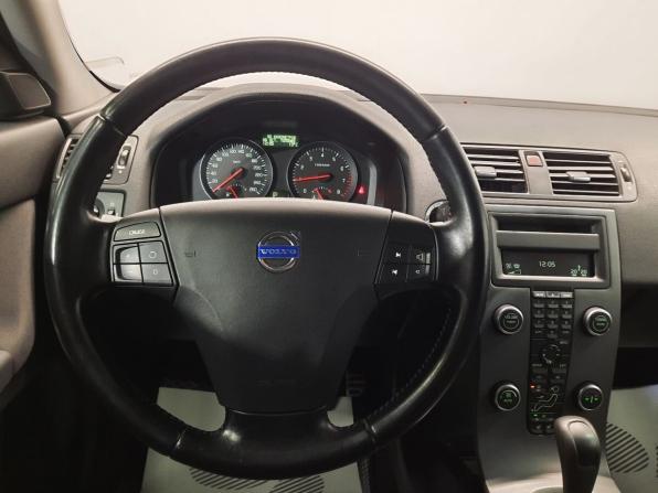 Volvo S40 II Рестайлинг с пробегом 2012 года, цена 598 000 рублей, 245000 км, седан, Автокод Объявления