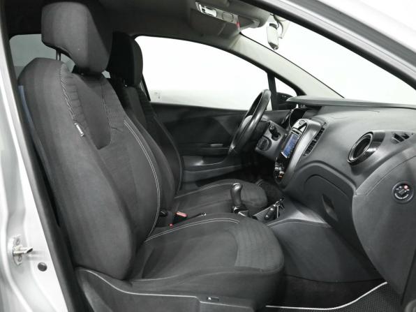Renault Kaptur I с пробегом 2016 года, цена 1 400 000 рублей, 122987 км, внедорожник, Автокод Объявления