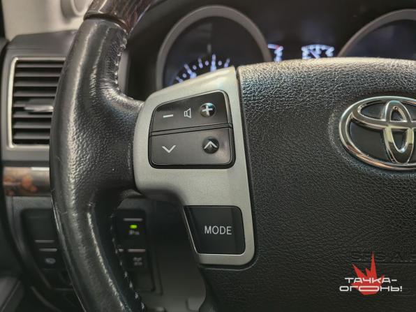 Toyota Land Cruiser 200 Series Рестайлинг 1 с пробегом 2013 года, цена 3 048 000 рублей, 270000 км, внедорожник, Автокод Объявления