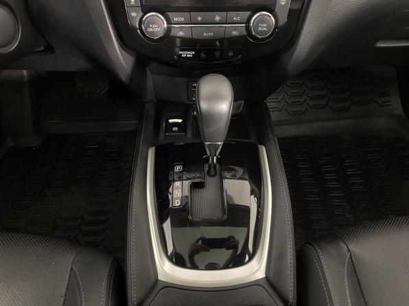 Nissan Qashqai II с пробегом 2016 года, цена 1 750 000 рублей, 49507 км, внедорожник, Автокод Объявления