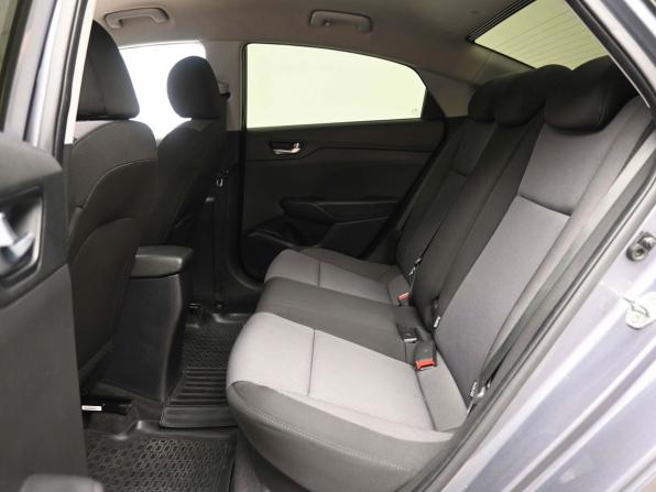 Hyundai Solaris II с пробегом 2018 года, цена 1 369 900 рублей, 142516 км, седан, Автокод Объявления