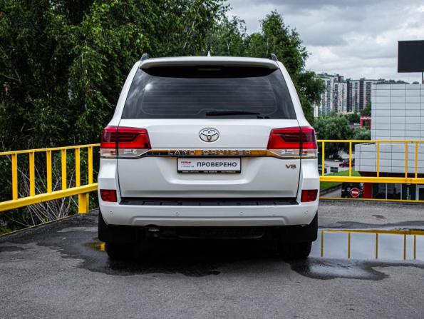 Toyota Land Cruiser 200 Series Рестайлинг 2 с пробегом 2020 года, цена 6 098 000 рублей, 146064 км, внедорожник, Автокод Объявления