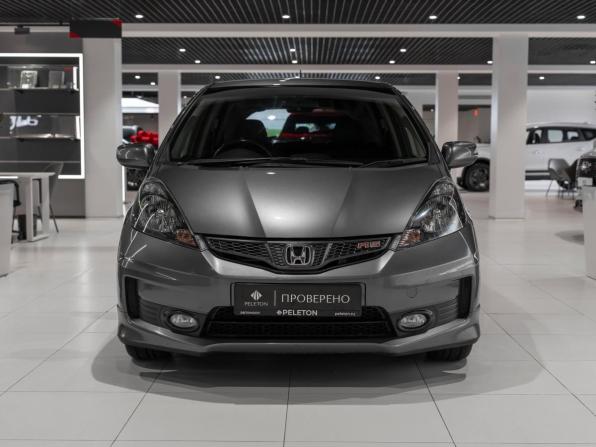 Honda Fit II с пробегом 2013 года, цена 940 000 рублей, 95392 км, хэтчбек, Автокод Объявления
