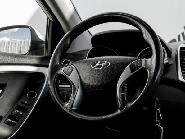 Hyundai i30 II с пробегом 2013 года, цена 1 000 000 рублей, 218096 км, хэтчбек, Автокод Объявления