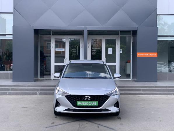 Hyundai Solaris II Рестайлинг с пробегом 2021 года, цена 1 395 000 рублей, 109000 км, седан, Автокод Объявления
