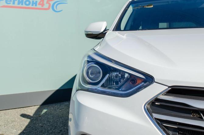 Hyundai Santa Fe III Рестайлинг с пробегом 2018 года, цена 2 350 000 рублей, 103000 км, внедорожник, Автокод Объявления