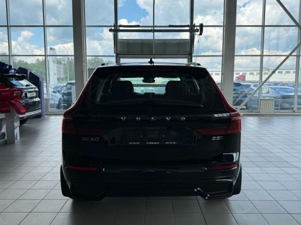 Volvo XC60 II Рестайлинг 2 с пробегом 2025 года, цена 7 800 000 рублей, 571 км, внедорожник, Автокод Объявления