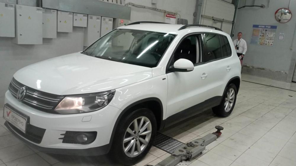 Volkswagen Tiguan I Рестайлинг Санкт-Петербург  - изображение 4