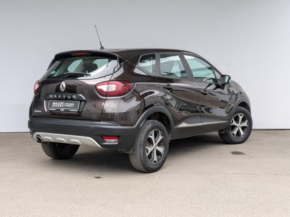 Renault Kaptur I с пробегом 2019 года, цена 1 350 000 рублей, 107943 км, внедорожник, Автокод Объявления
