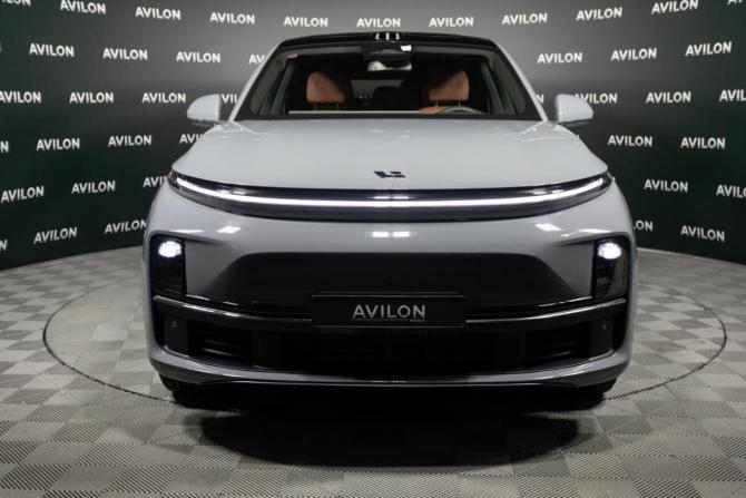 Новый Li Auto (Lixiang) L7 I Рестайлинг 2025 года, цена 10 950 585 рублей, внедорожник, Автокод Объявления