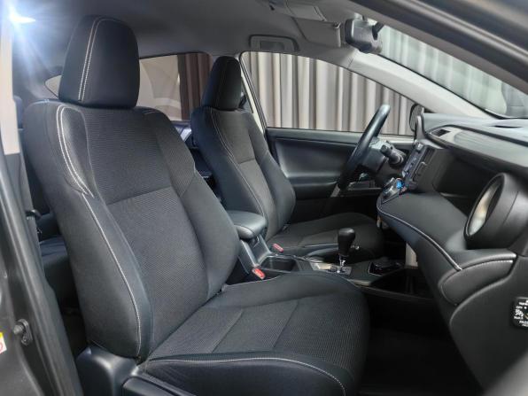 Toyota RAV4 IV (XA40) Рестайлинг с пробегом 2016 года, цена 1 890 000 рублей, 197605 км, внедорожник, Автокод Объявления