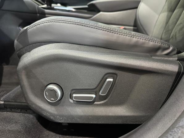 Geely Monjaro I с пробегом 2025 года, цена 3 920 000 рублей, 10500 км, внедорожник, Автокод Объявления