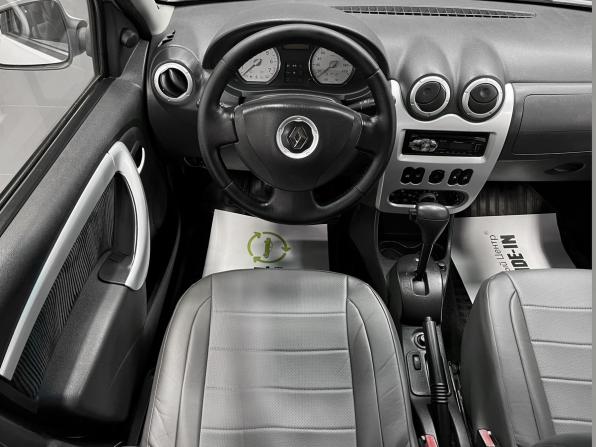 Renault Sandero I с пробегом 2011 года, цена 675 000 рублей, 211742 км, хэтчбек, Автокод Объявления