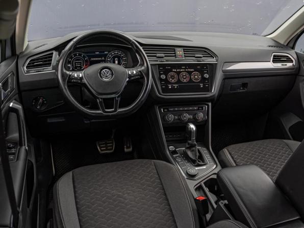 Volkswagen Tiguan II с пробегом 2018 года, цена 2 470 000 рублей, 158892 км, внедорожник, Автокод Объявления
