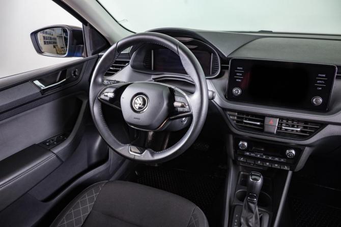 Skoda Rapid II с пробегом 2021 года, цена 2 409 000 рублей, 31521 км, лифтбек, Автокод Объявления