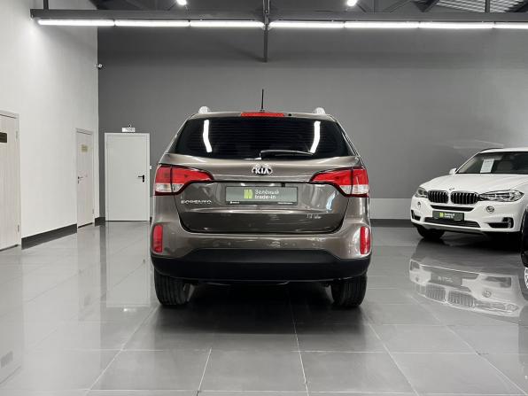 Kia Sorento II Рестайлинг с пробегом 2014 года, цена 1 595 000 рублей, 242109 км, внедорожник, Автокод Объявления