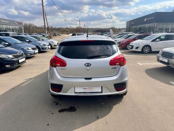Kia Ceed II Рестайлинг с пробегом 2016 года, цена 1 019 000 рублей, 219527 км, хэтчбек, Автокод Объявления