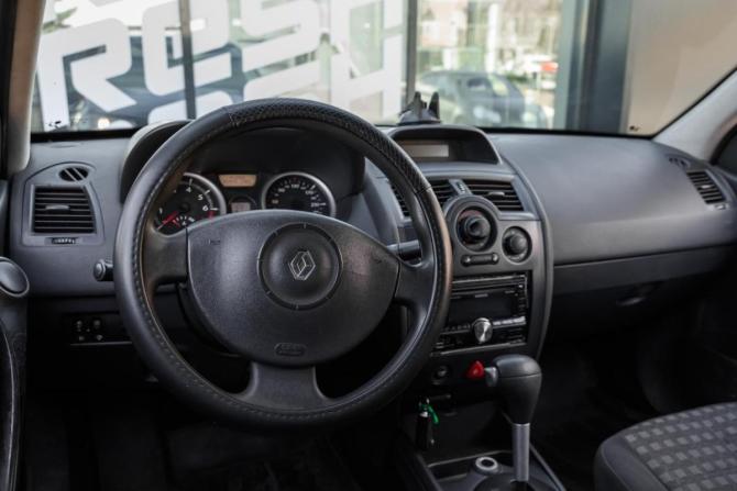 Renault Megane II Рестайлинг с пробегом 2008 года, цена 340 000 рублей, 272236 км, седан, Автокод Объявления