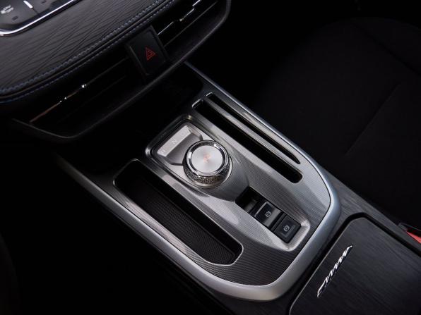 Haval Jolion I Рестайлинг с пробегом 2024 года, цена 1 788 200 рублей, 85156 км, внедорожник, Автокод Объявления