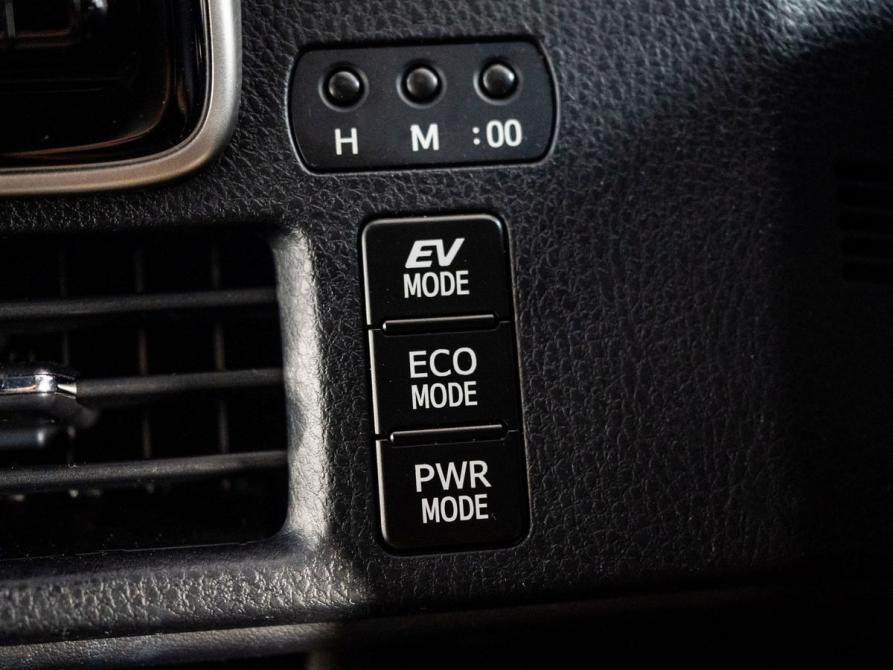 Toyota Esquire I Рестайлинг Иркутск  - изображение 17