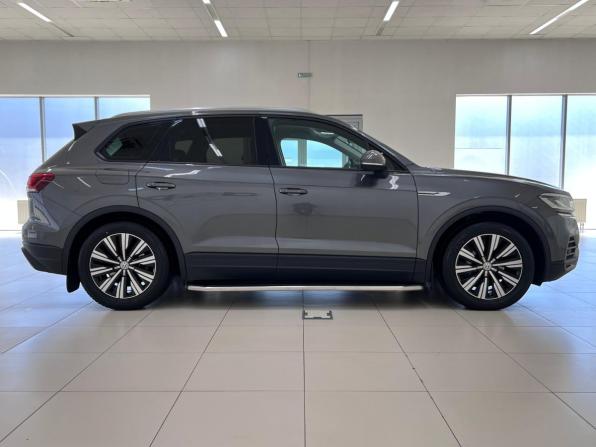 Volkswagen Touareg III с пробегом 2018 года, цена 3 565 000 рублей, 216880 км, внедорожник, Автокод Объявления