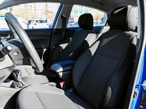 Hyundai Solaris II с пробегом 2017 года, цена 1 299 000 рублей, 28468 км, седан, Автокод Объявления