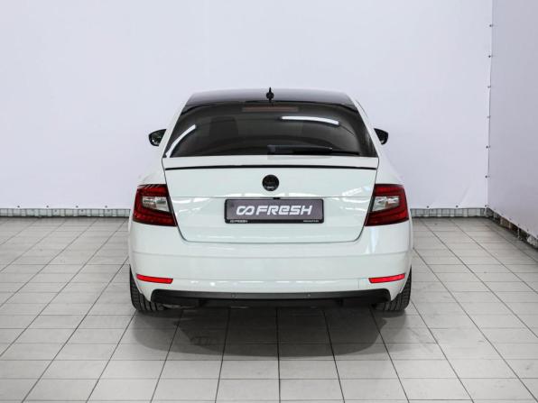 Skoda Octavia III (A7) Рестайлинг с пробегом 2017 года, цена 1 999 000 рублей, 182670 км, лифтбек, Автокод Объявления