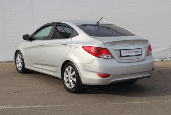 Hyundai Solaris I с пробегом 2011 года, цена 795 000 рублей, 179646 км, седан, Автокод Объявления