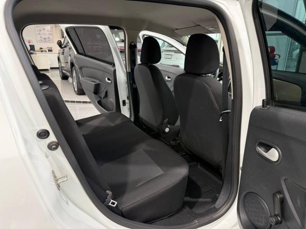 Renault Sandero II с пробегом 2017 года, цена 774 000 рублей, 56589 км, хэтчбек, Автокод Объявления