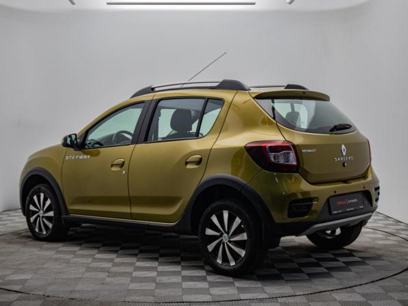 Renault Sandero II с пробегом 2018 года, цена 1 170 000 рублей, 17512 км, хэтчбек, Автокод Объявления